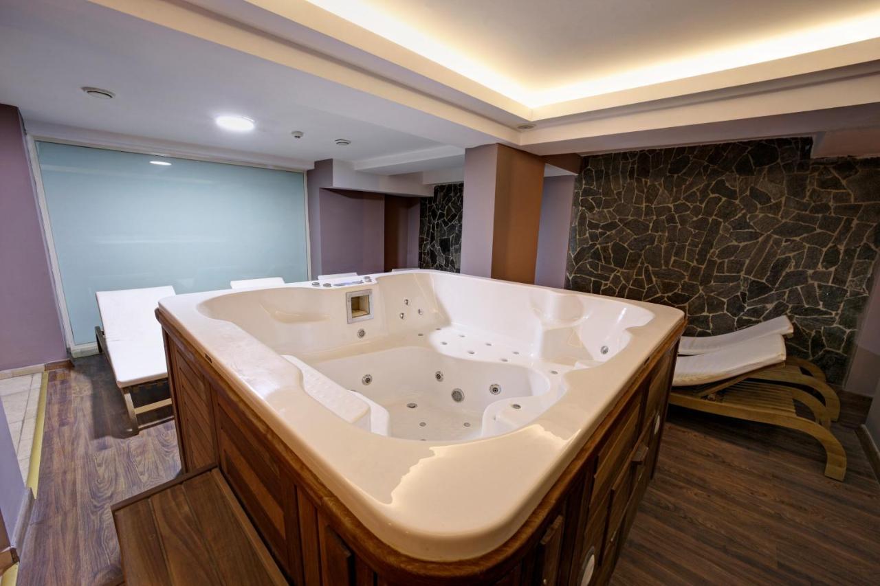 Stargate Hotel&Spa Korfez 外观 照片